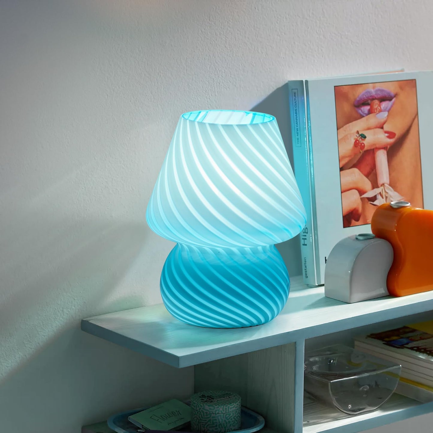 ONEWISH Elegant Striped Mushroom Lamp